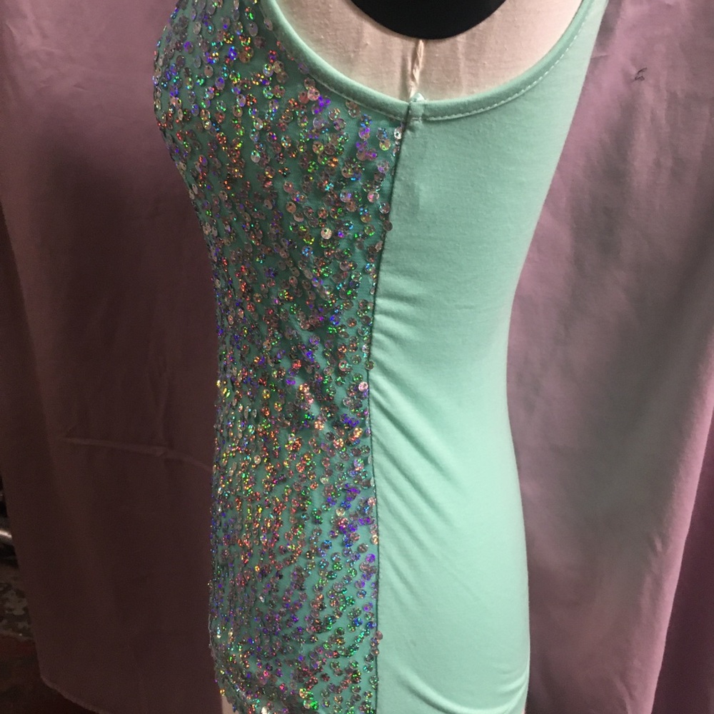 Mermaid sparkle straps tank top gently used - Picture 4 of 5